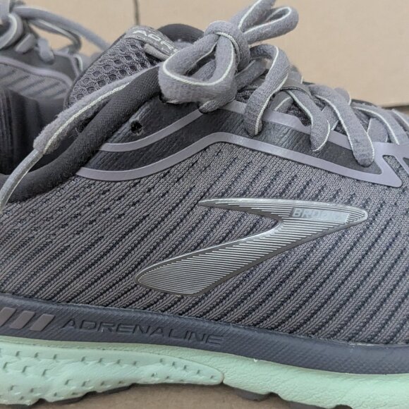 Brooks Shoes Women's Size 8 Gray Adrenaline 20 Running Gym Sneaker 1202961B084 - Picture 8 of 13